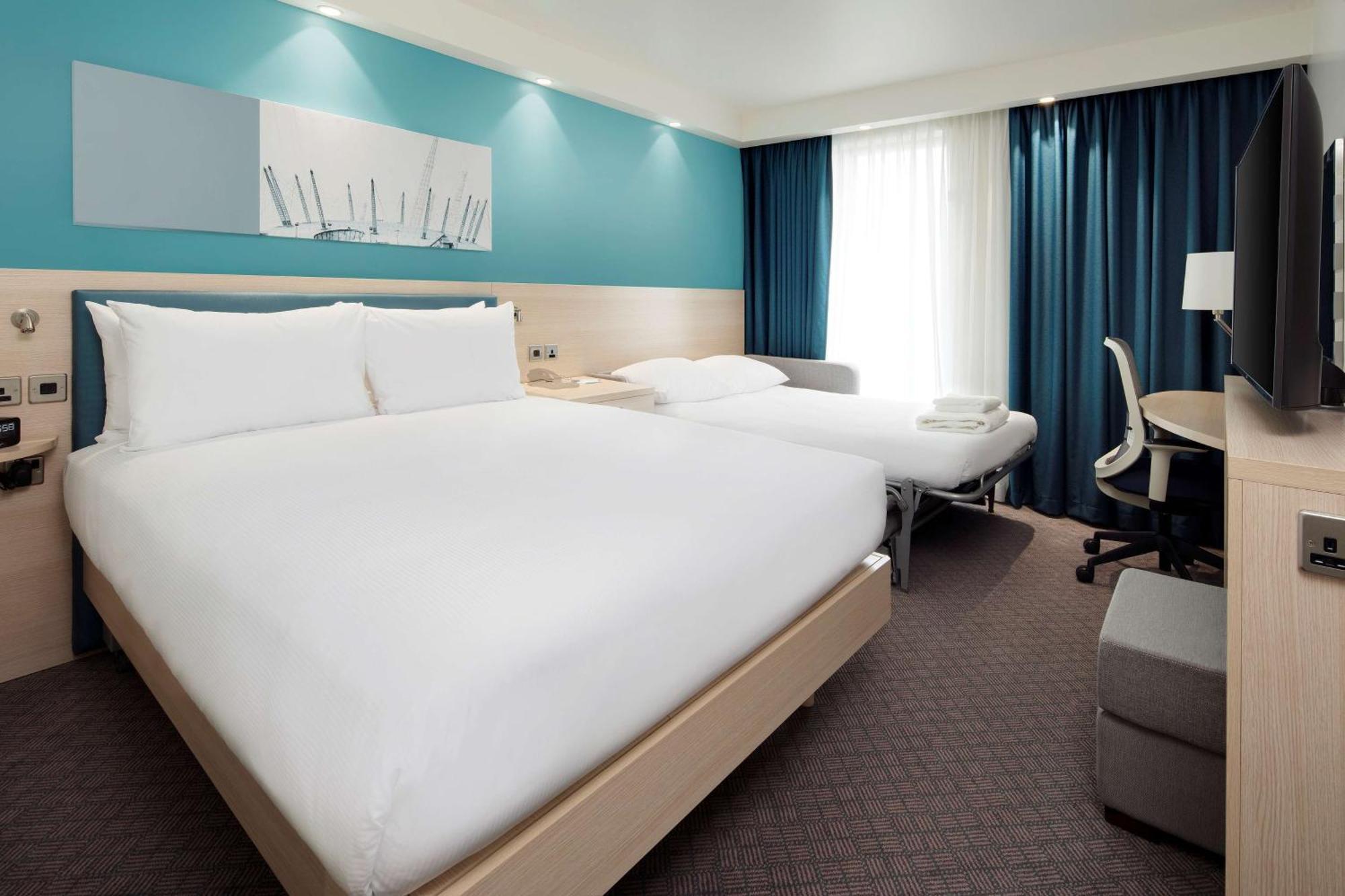 Hampton By Hilton London Docklands Ξενοδοχείο Εξωτερικό φωτογραφία