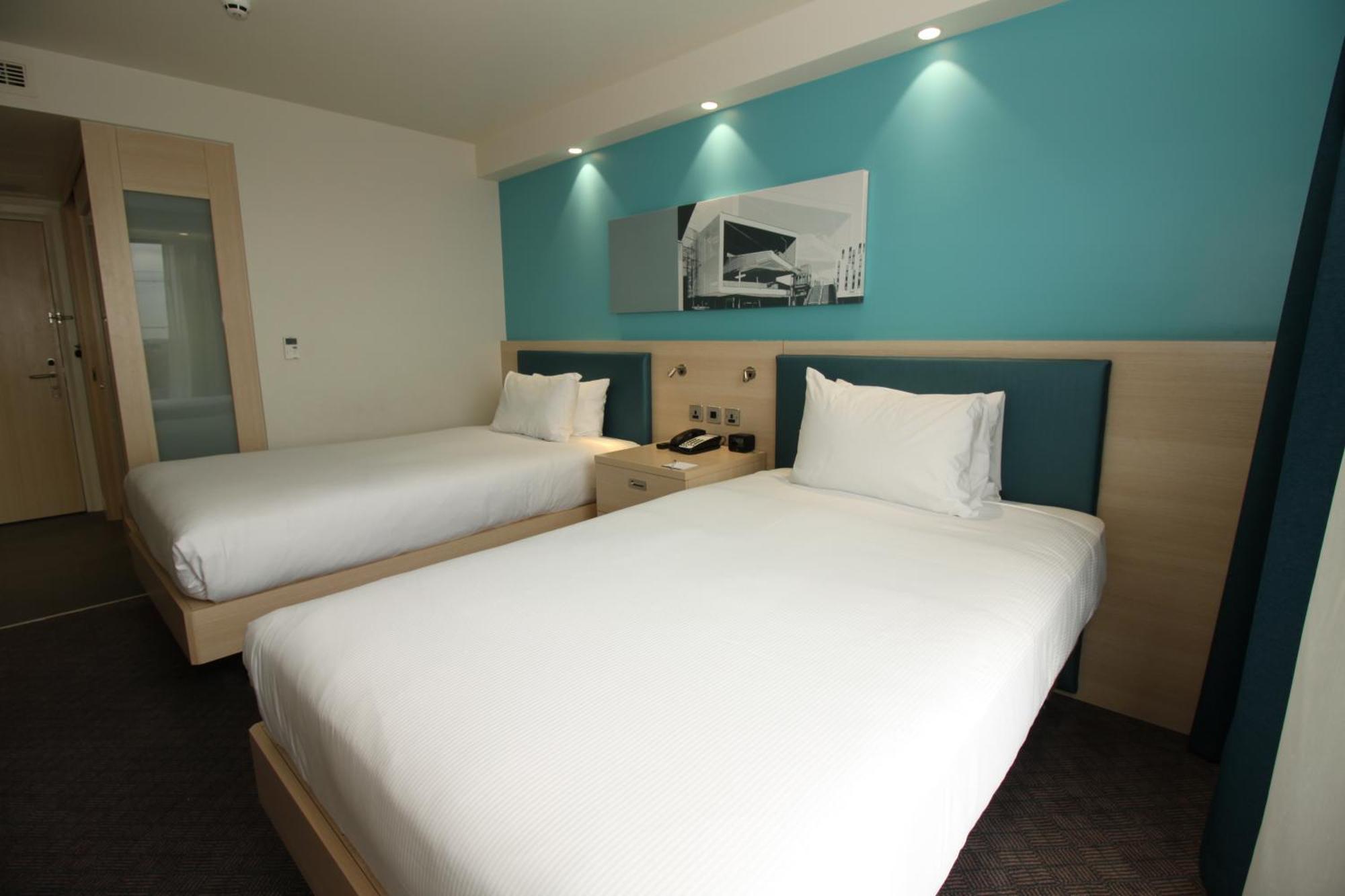 Hampton By Hilton London Docklands Ξενοδοχείο Δωμάτιο φωτογραφία